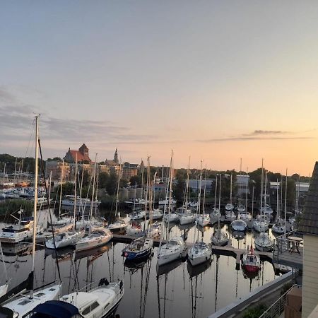 Ferienwohnung Marina Am Ryck Greifswald Exteriér fotografie
